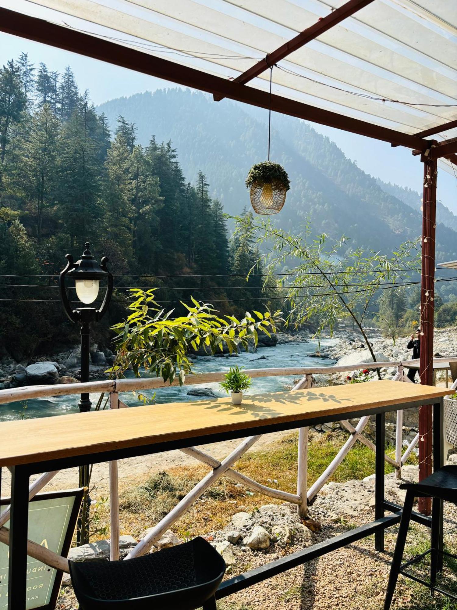 Hotel Adinova Kasol Exterior foto